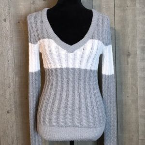 Arizona Jean Co. V-neck Sweater